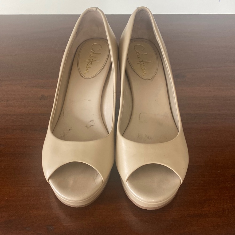 Cole Haan Wedges Size 7 - Tan